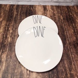Rae Dunn Dinner Plates